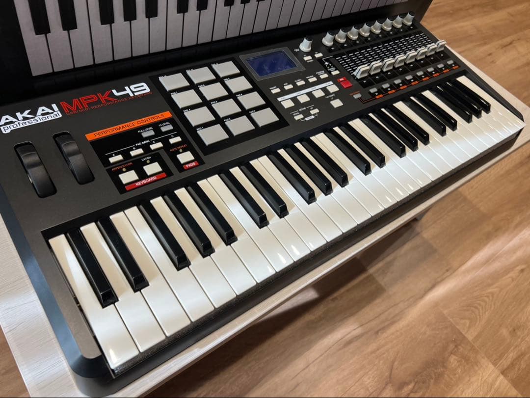 DTM・DAW akai MPK49