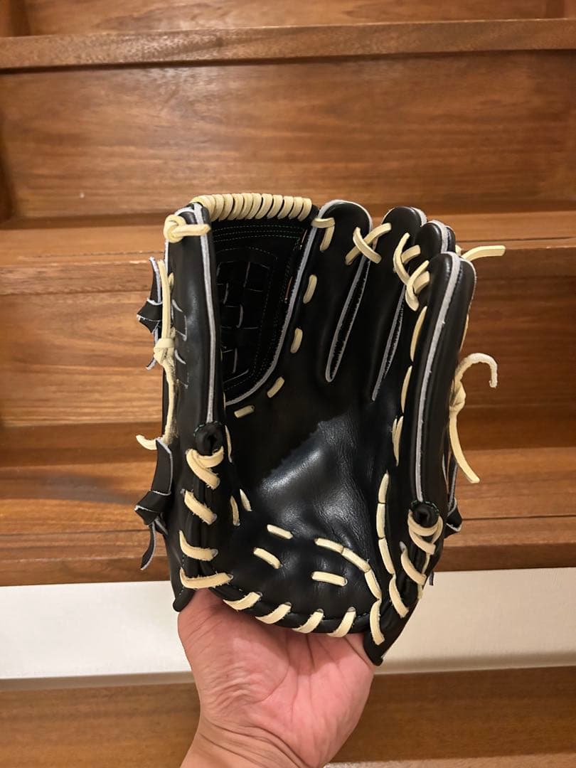 硬式・軟式兼用　黒　ライナーバック　グリス追加済み　投手用