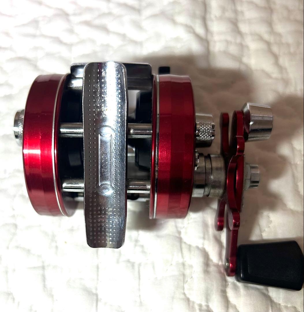 アブガルシア　アンバサダー　1500c レッド