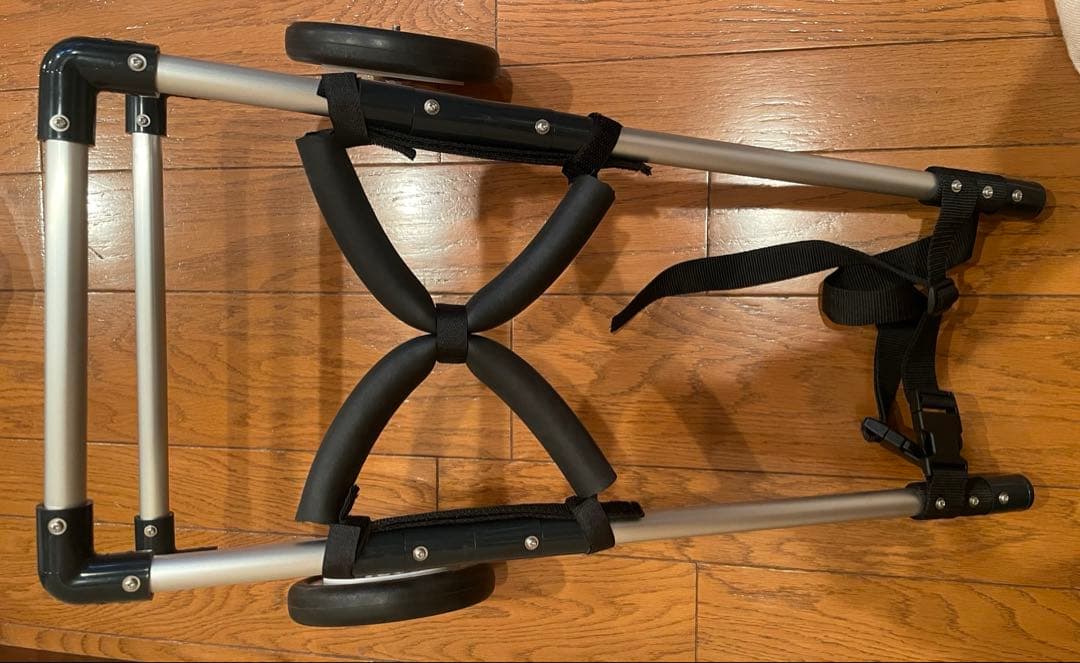 週末値下げ　中型犬用　車椅子　歩行器　　軽量アルミ製　2輪