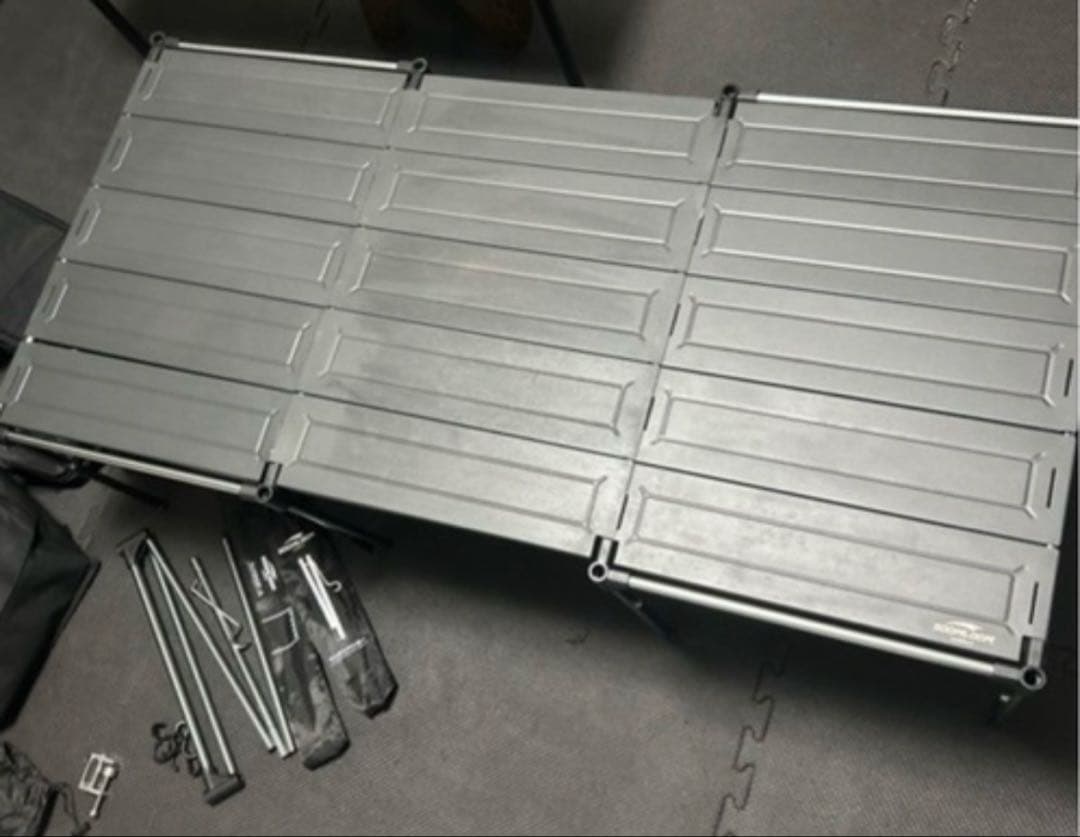 スームルーム　アルミテーブルセット