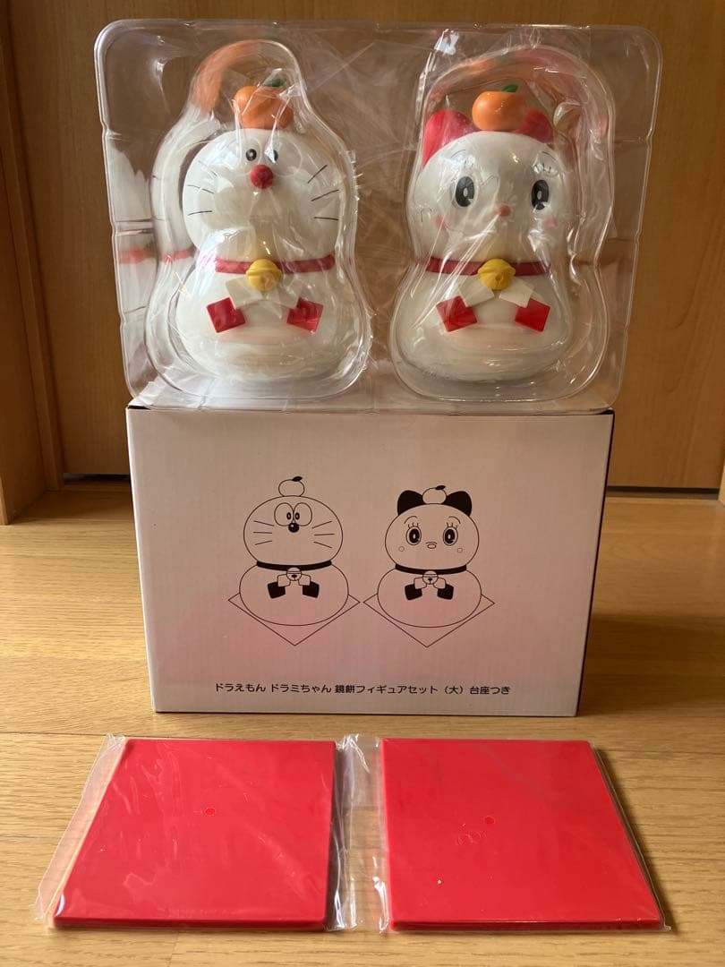 新品未使用　ドラえもん ドラミちゃん 鏡餅フィギュアセット(大) 郵便局限定