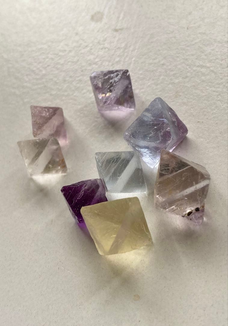 八面体 フローライト　ビンガム産　イリノイ産　12個セット　蛍石　鉱物標本