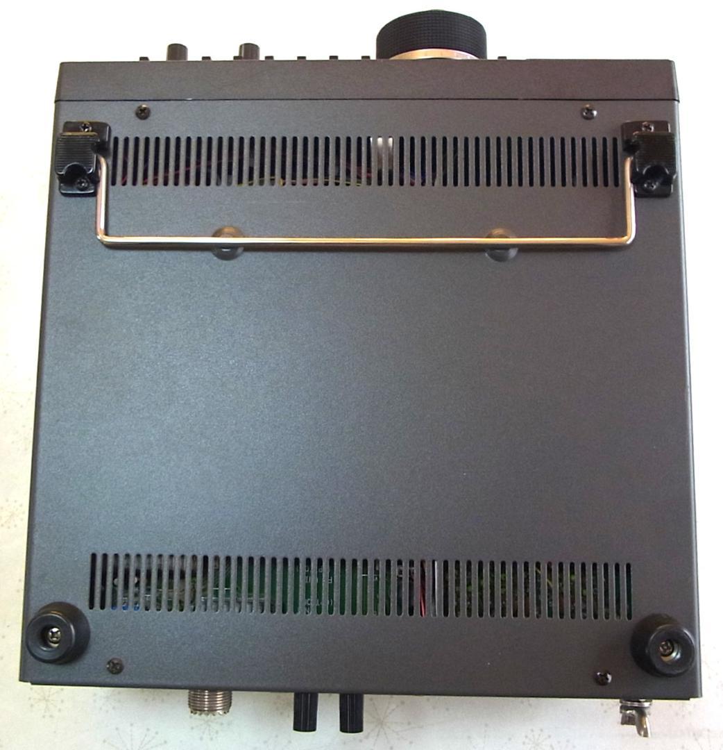 ICOM IC-R72 受信機　(100KHz～30MHz）