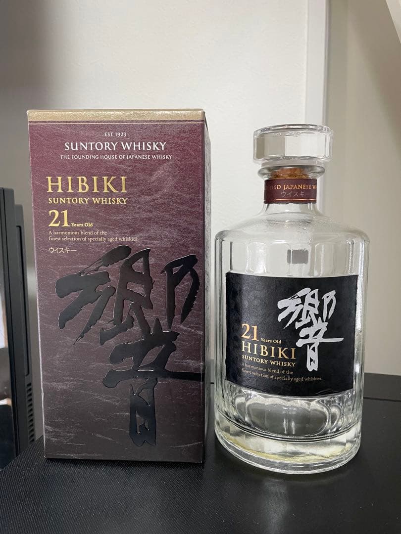 響 21年 ウイスキー 700ml 空瓶 箱付き