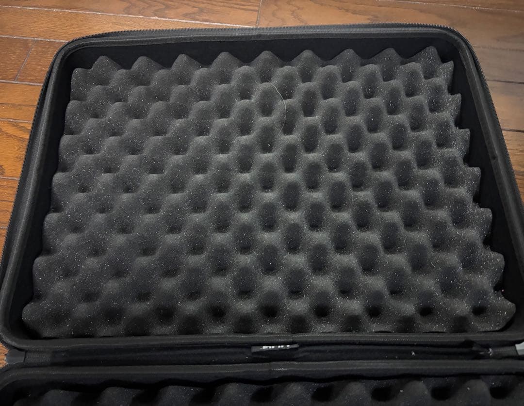 UDG コントローラー　ハードケース