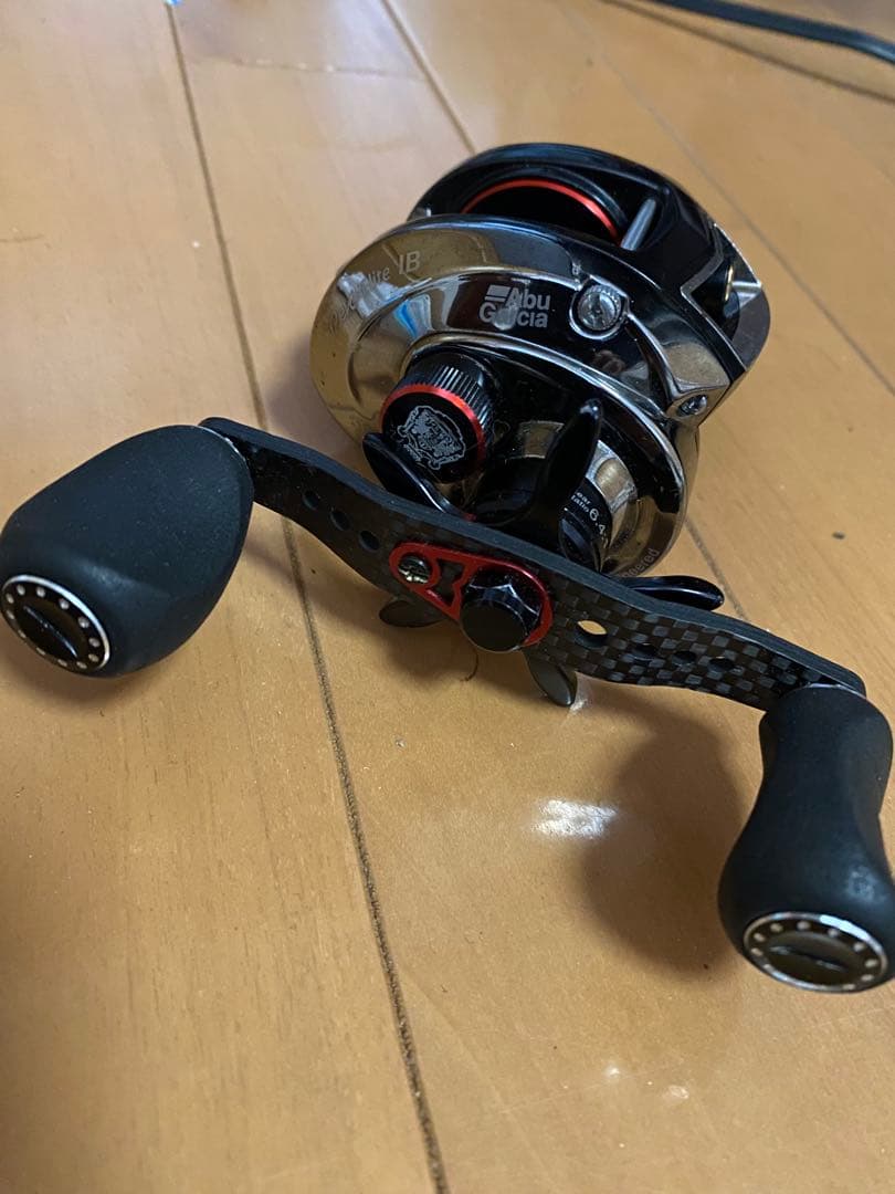 ２月５日までの出品　アブレボエリートIB ABU レボ　アンバサダー