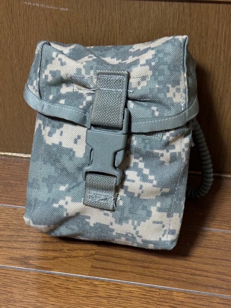 米軍放出品　実物　希少　未使用品 ファーストエイド キット セット 中身入り