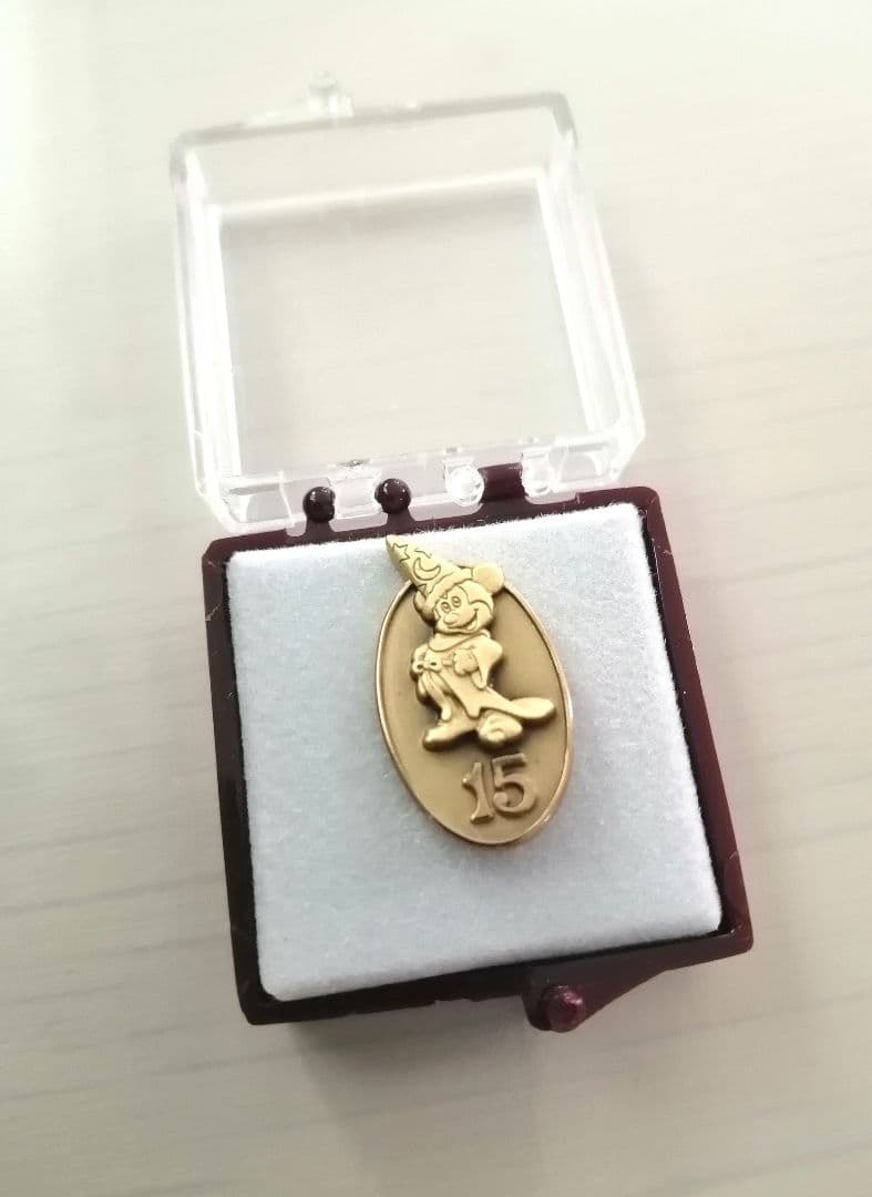 ディズニー ピンバッジ 勤続 15年