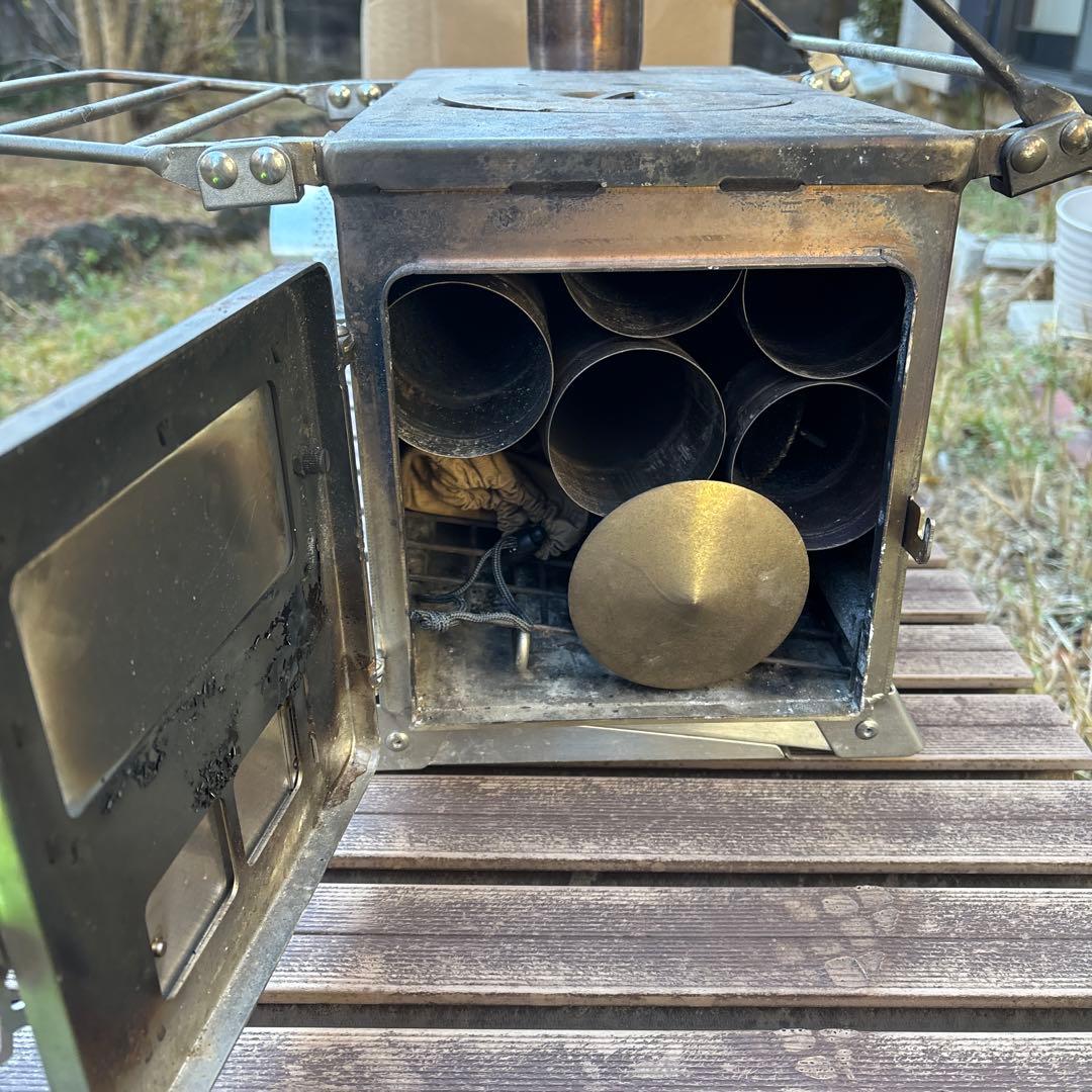 WINNERWELLコンパクト薪ストーブ窓付き