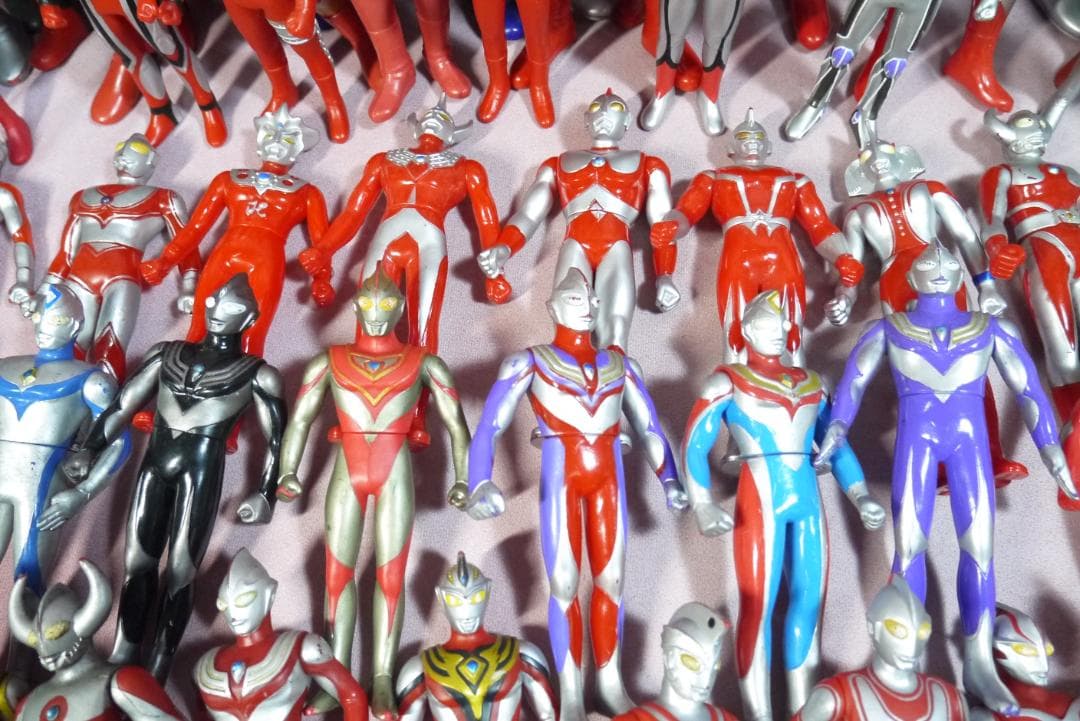 ウルトラヒーローシリーズ　ビッグサイズソフビフィギュア　ウルトラマン　100体