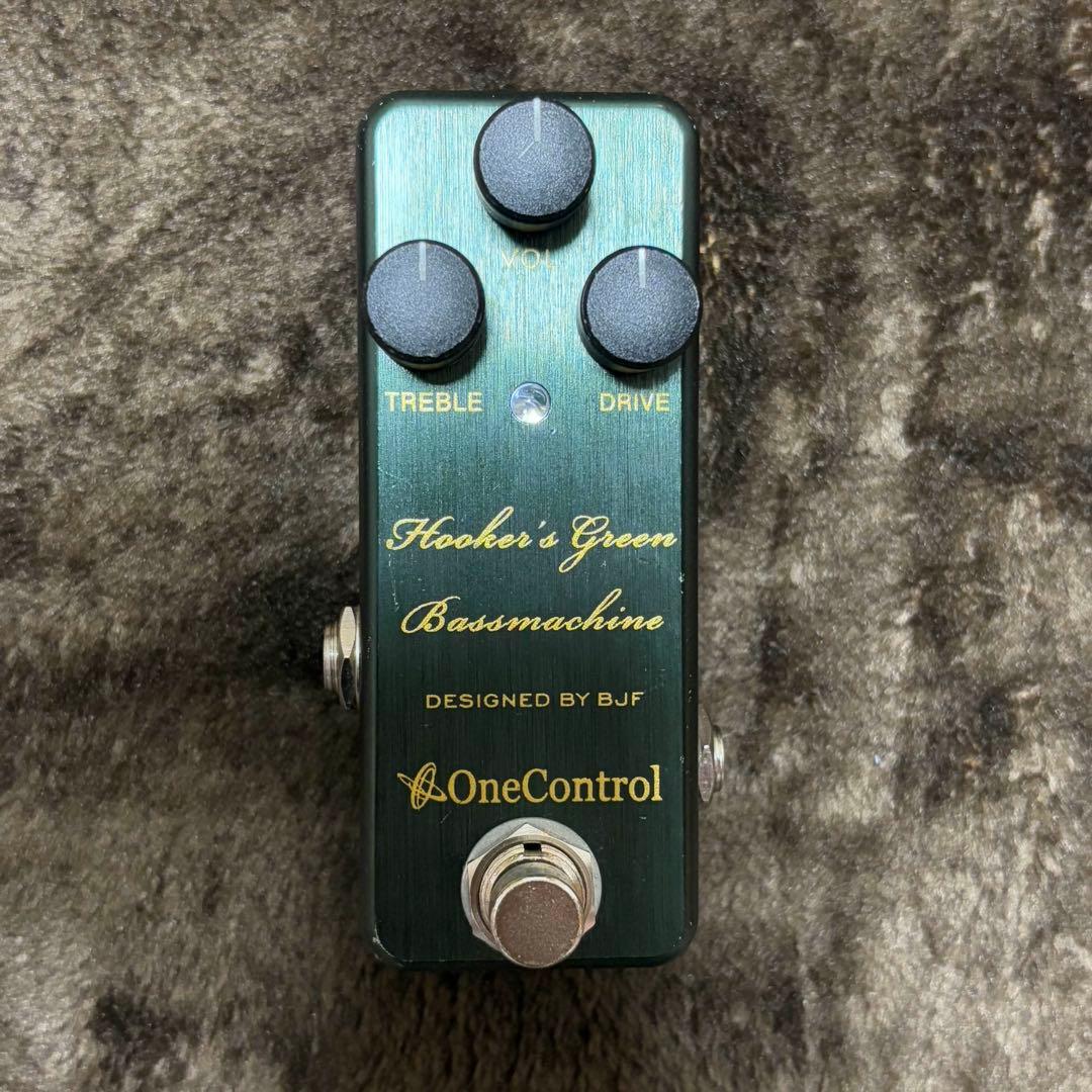 ベース One Control Hooker's Green Bass Machine
