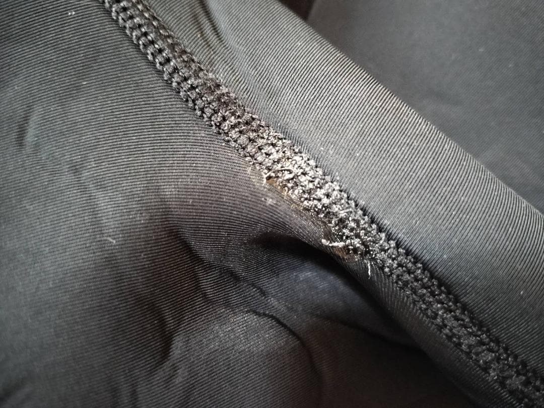 ☆訳あり　新品　　LT　ハーレー　シーガル２mm バックジップ　HURLEY