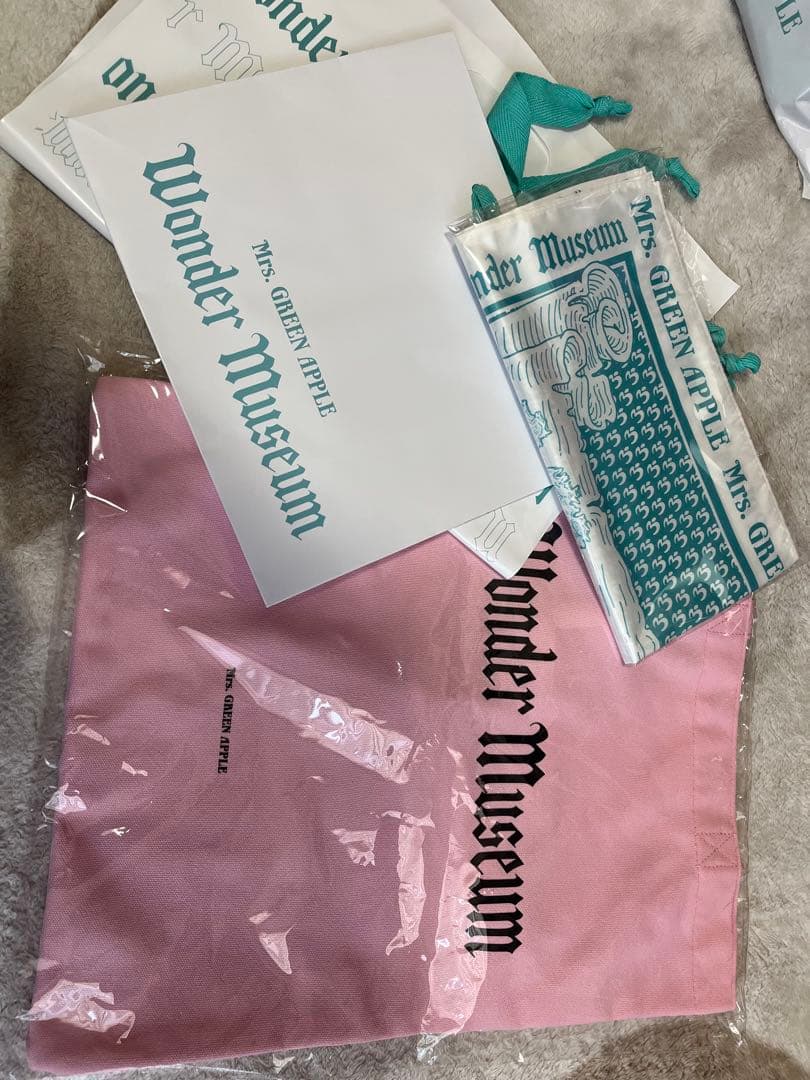 Mrs. GREEN APPLE Wonder Museumピンクトート福岡