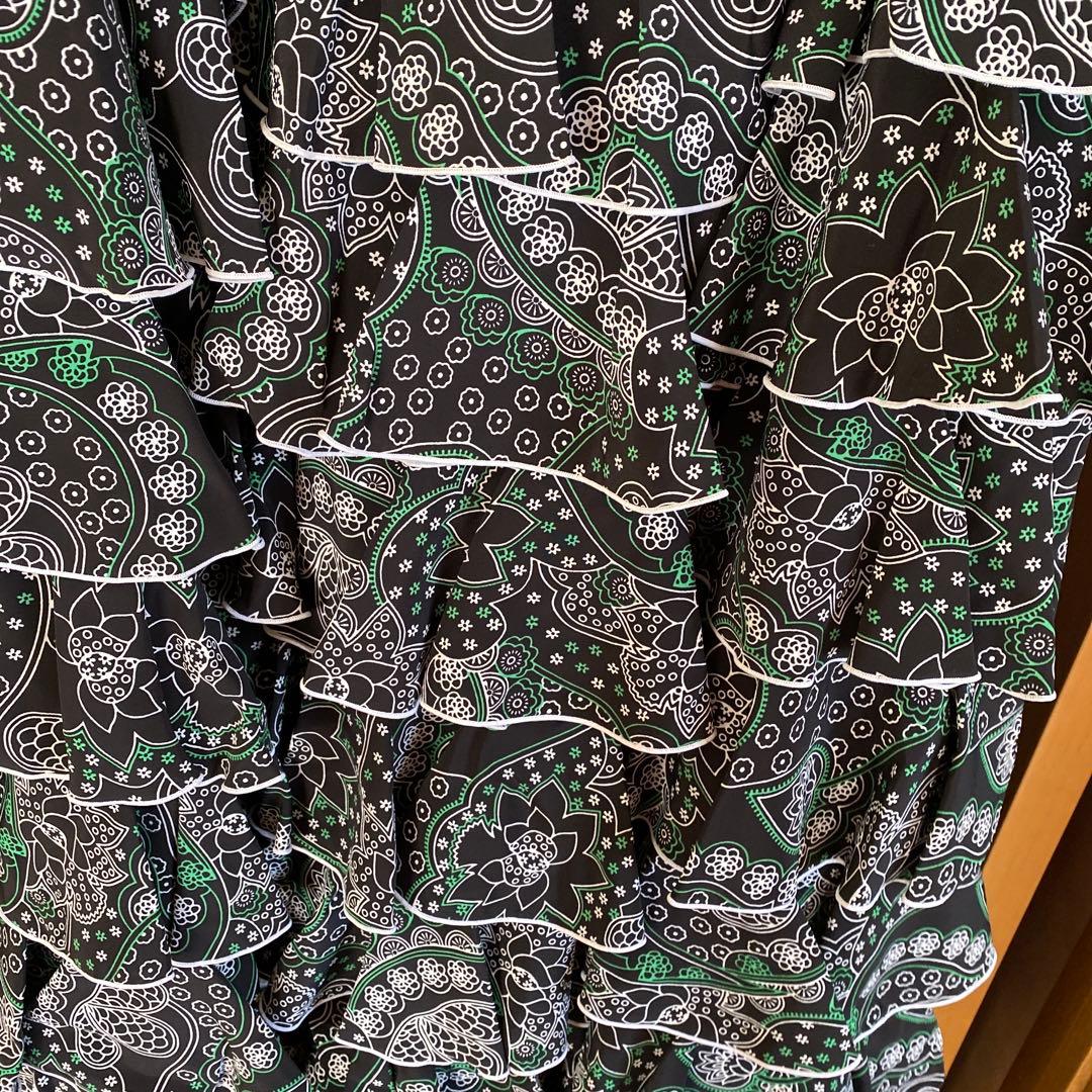 更に最終お値下げ‼️致しました。フラメンコスカート 黒と水色のドット柄