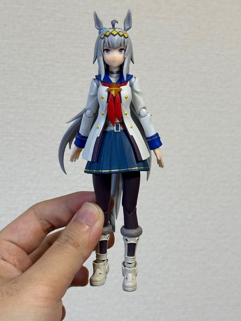 オグリキャップ　フィギュアーツ　開封品　ウマ娘