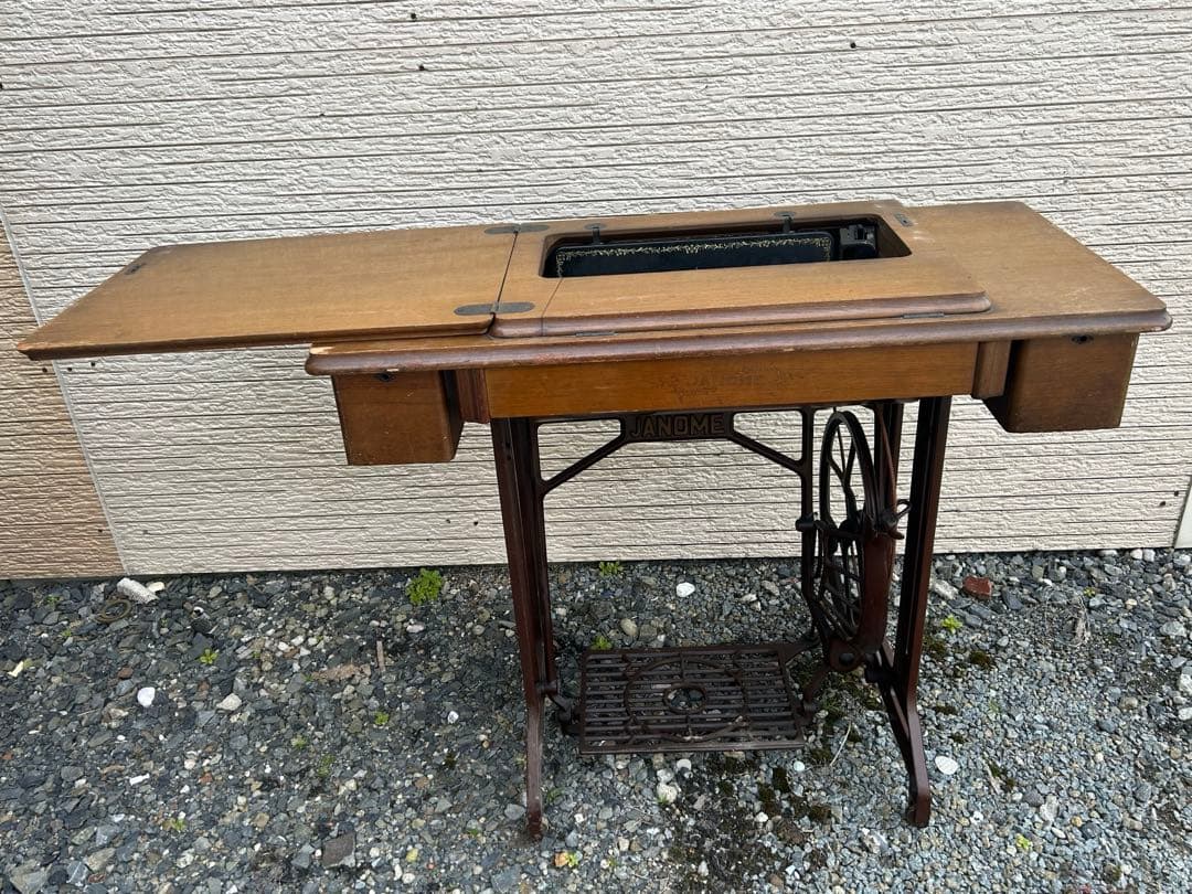 アンティークミシン　ジャノメ　足踏み　台付　ヴィンテージ