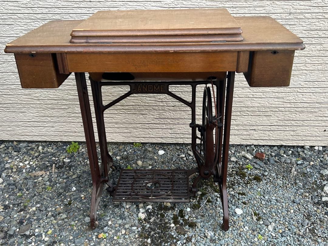 アンティークミシン　ジャノメ　足踏み　台付　ヴィンテージ