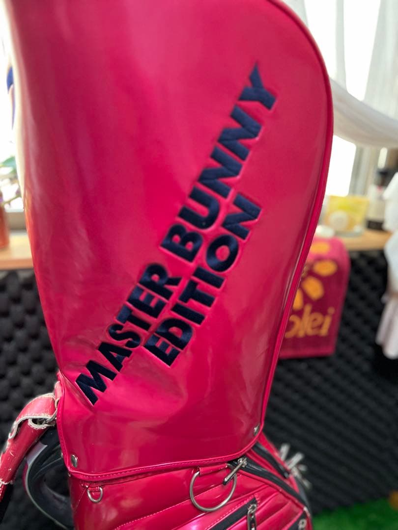 MASTER BUNNY EDITION キャディーバッグ レッド