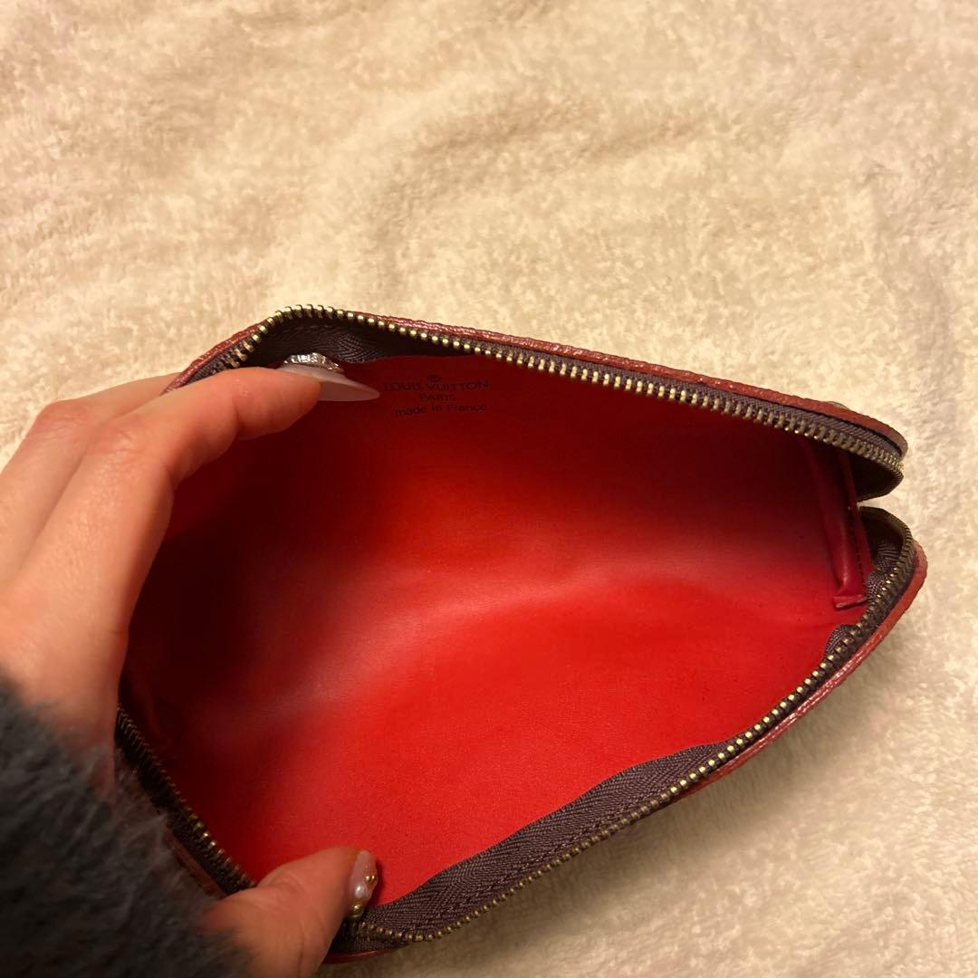 【新品】LOUIS VUITTON ペンケース　チェリー柄