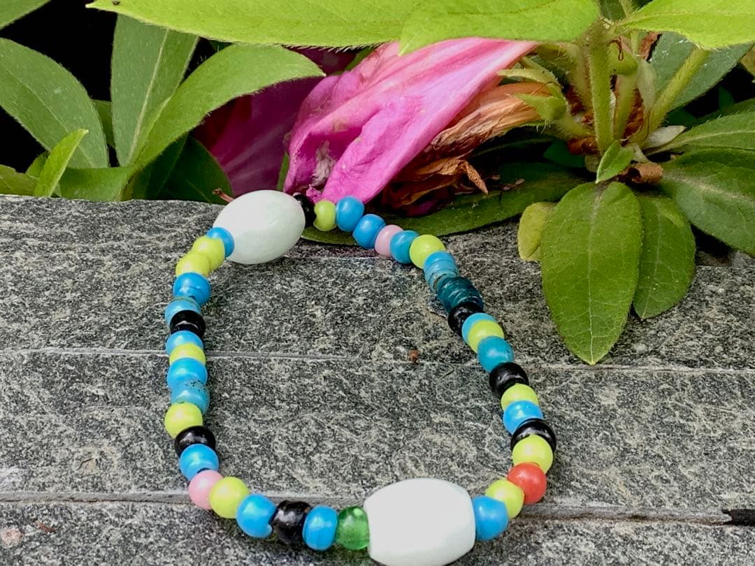 蔵出‼️ガラス玉　日本製超アンティークとんぼ&糸魚川翡翠樽型ブレスレット小物パーツ