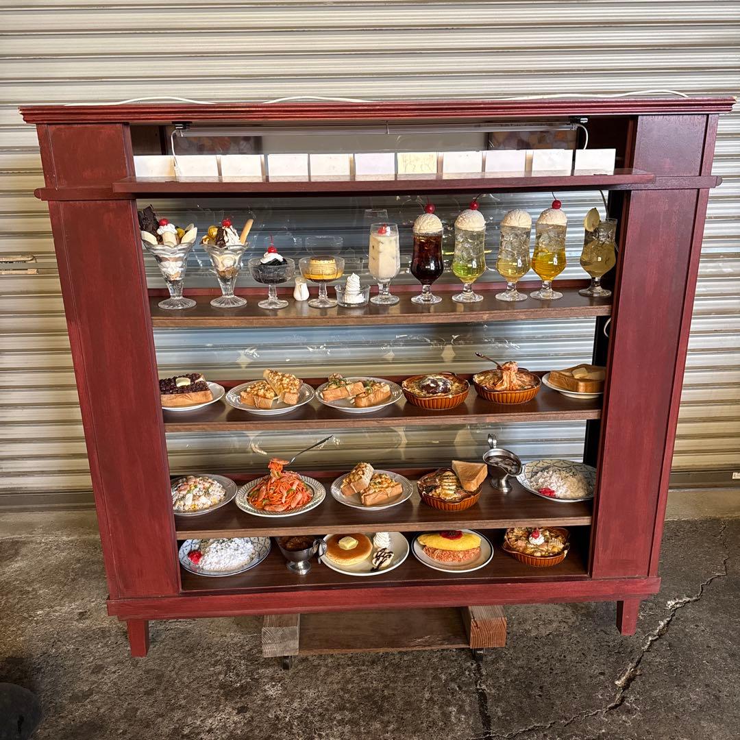 洋食店メニュー商品ケース　　 (実物大)食品サンプルセット￼