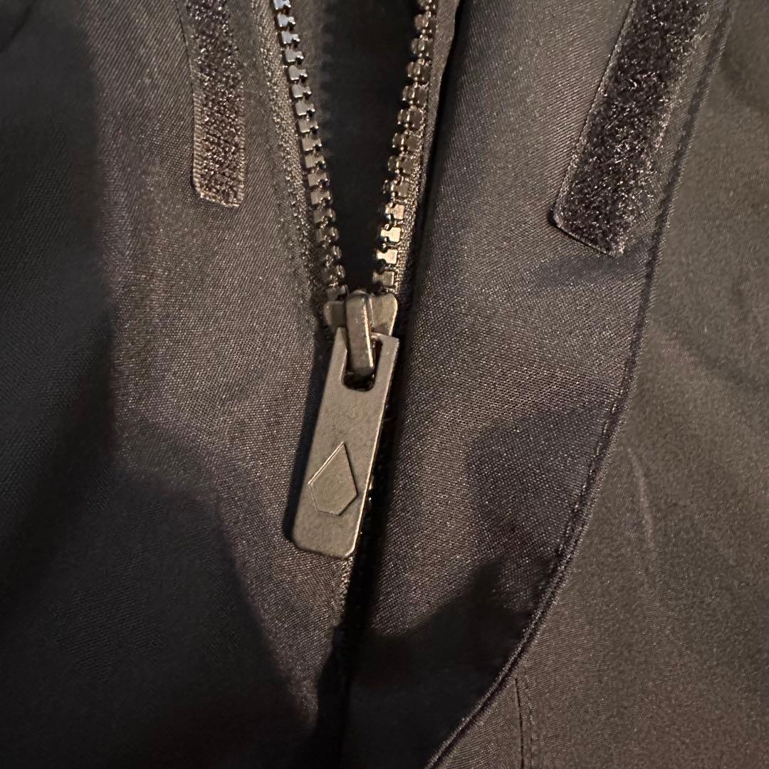 未使用 VOLCOM ゴアテックス ジャケット ブラック レディースM