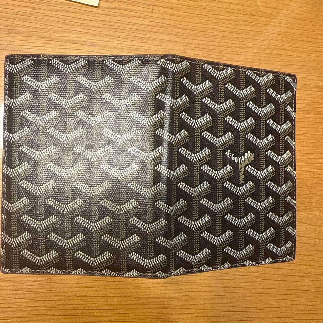 Goyard パスポートケース