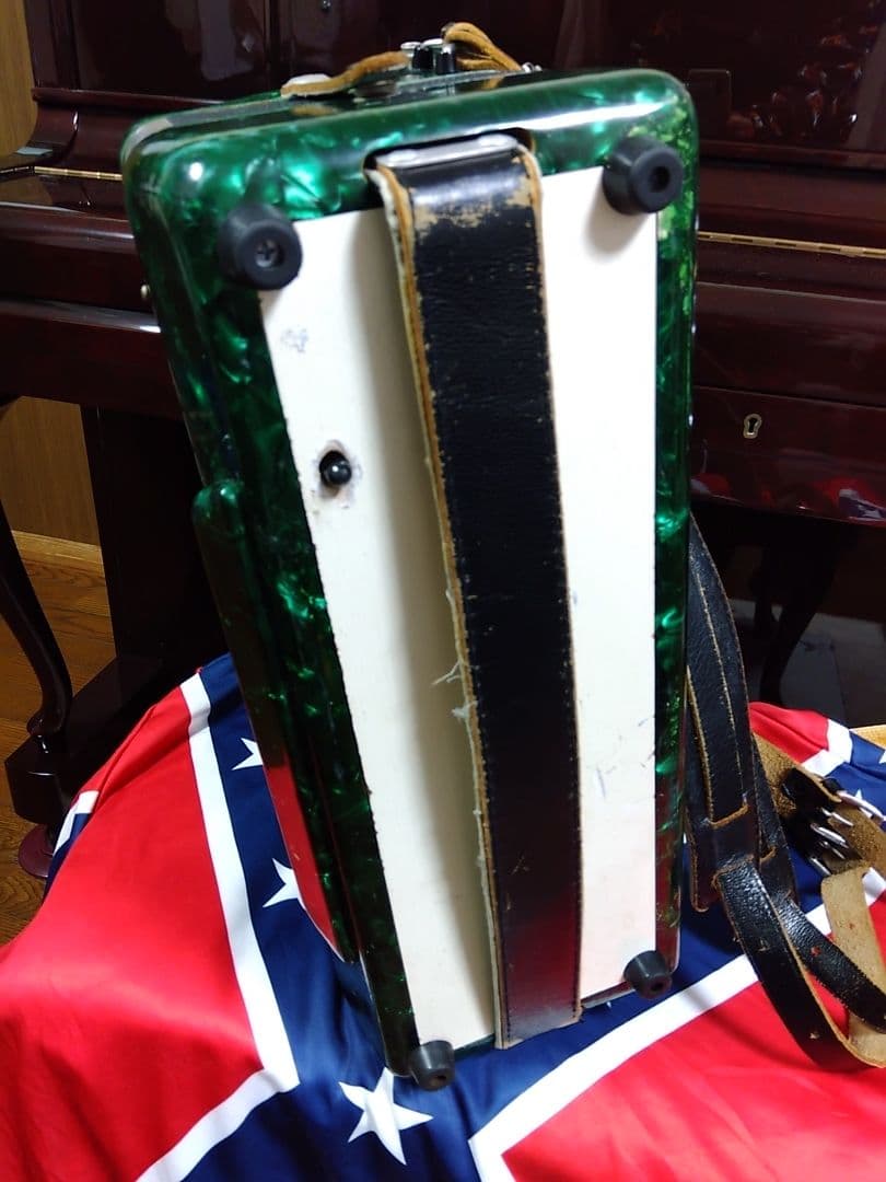 【整備簡易調律済】Yamaha アルト アコーディオン A-32B 32鍵