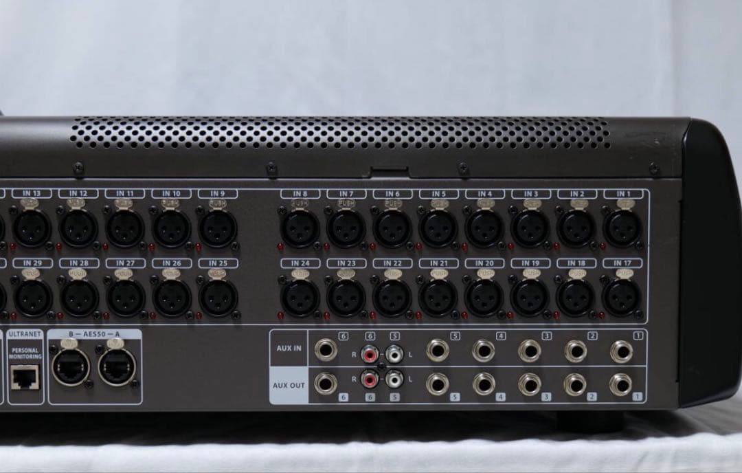 最終値下げ　Behringer X32 デジタルミキサー
