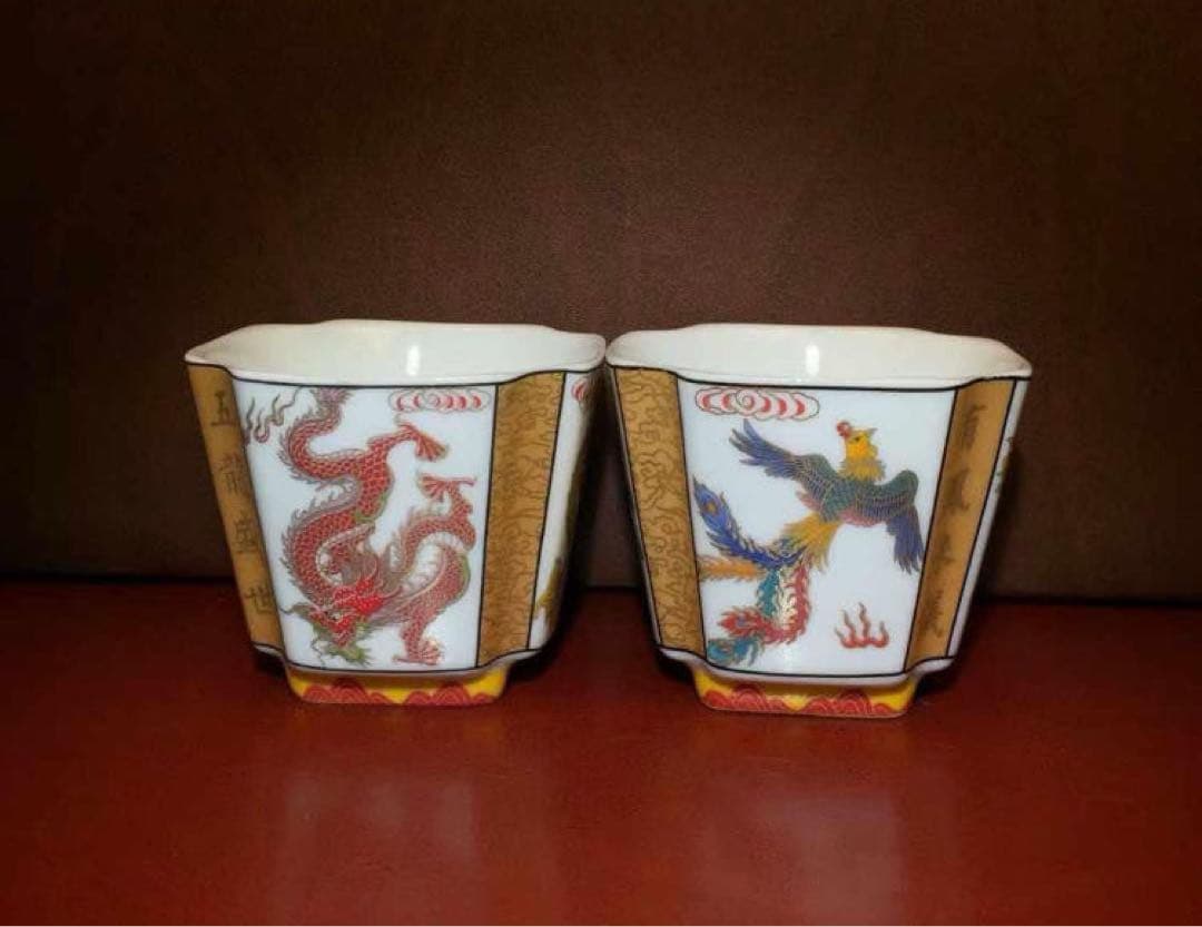 中国古美術骨董品・旧蔵粉彩陶芸　大清乾隆年製龍鳳双碗・五龍盛世・有鳳来儀・極細工