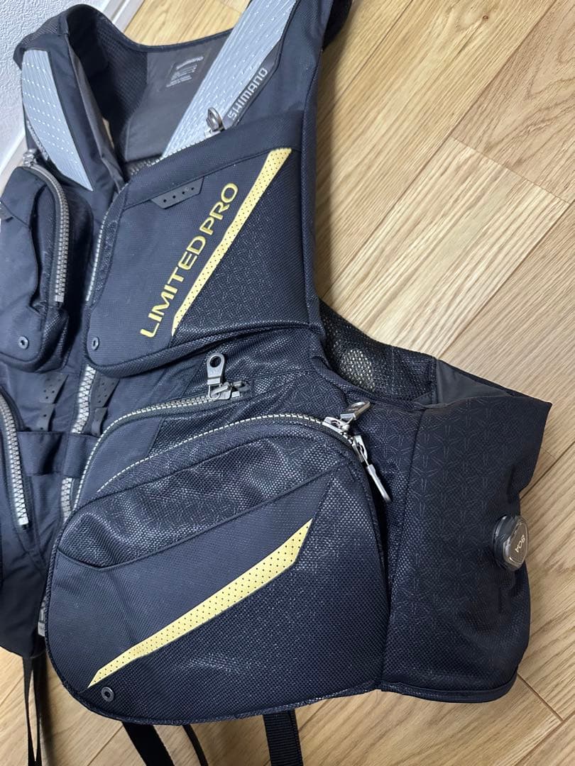 シマノ　リミテッドプロ　フローティングベスト　L