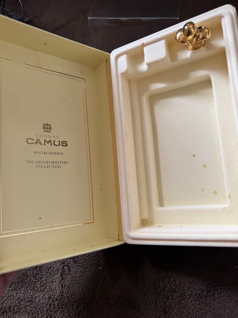 ブランデー　CAMUS グランドマスターズコレクション　未開栓　ゴッホ