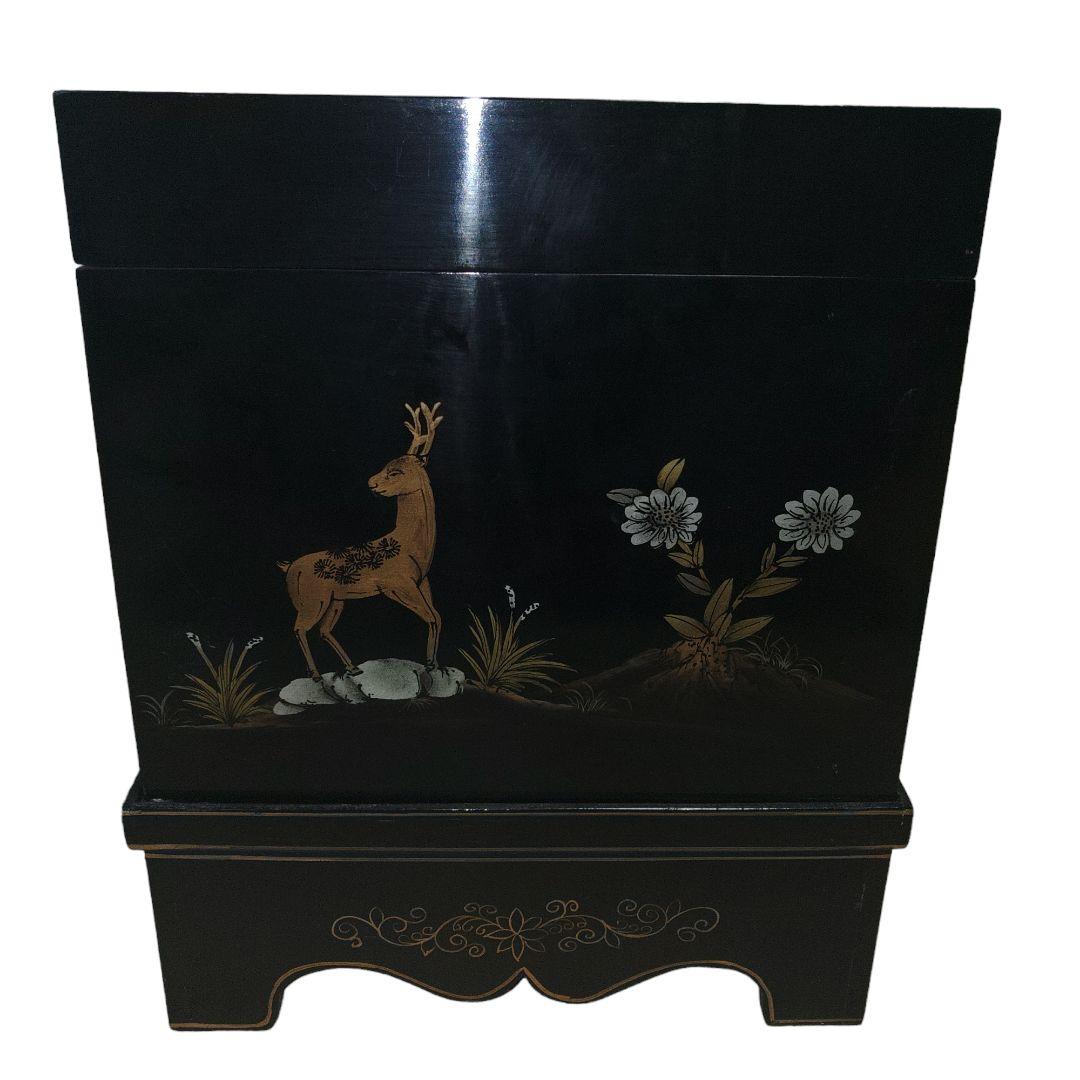 中国キャビネット　漆細工?　武人図