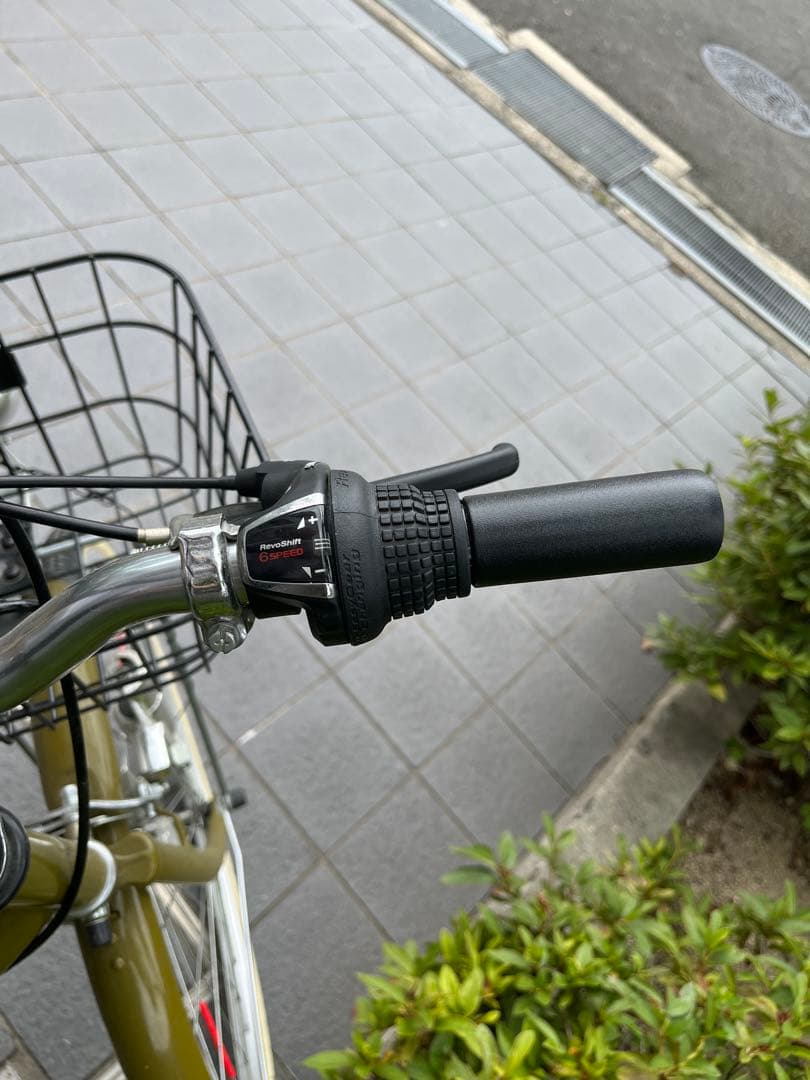 オリーブ　カーキ　シティサイクル 24インチ　ジュニア