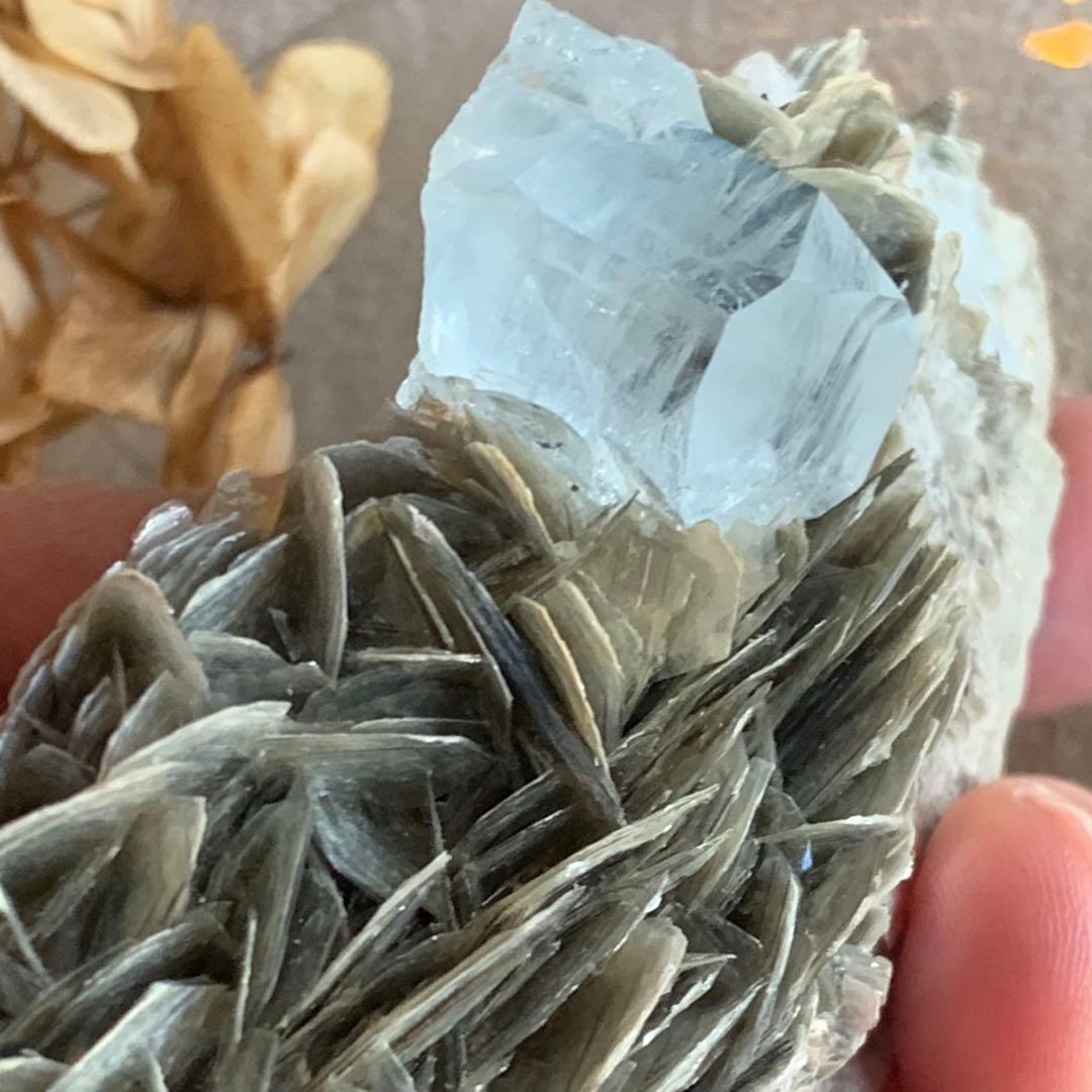 アクアマリン×モスコバイト共生標本-5