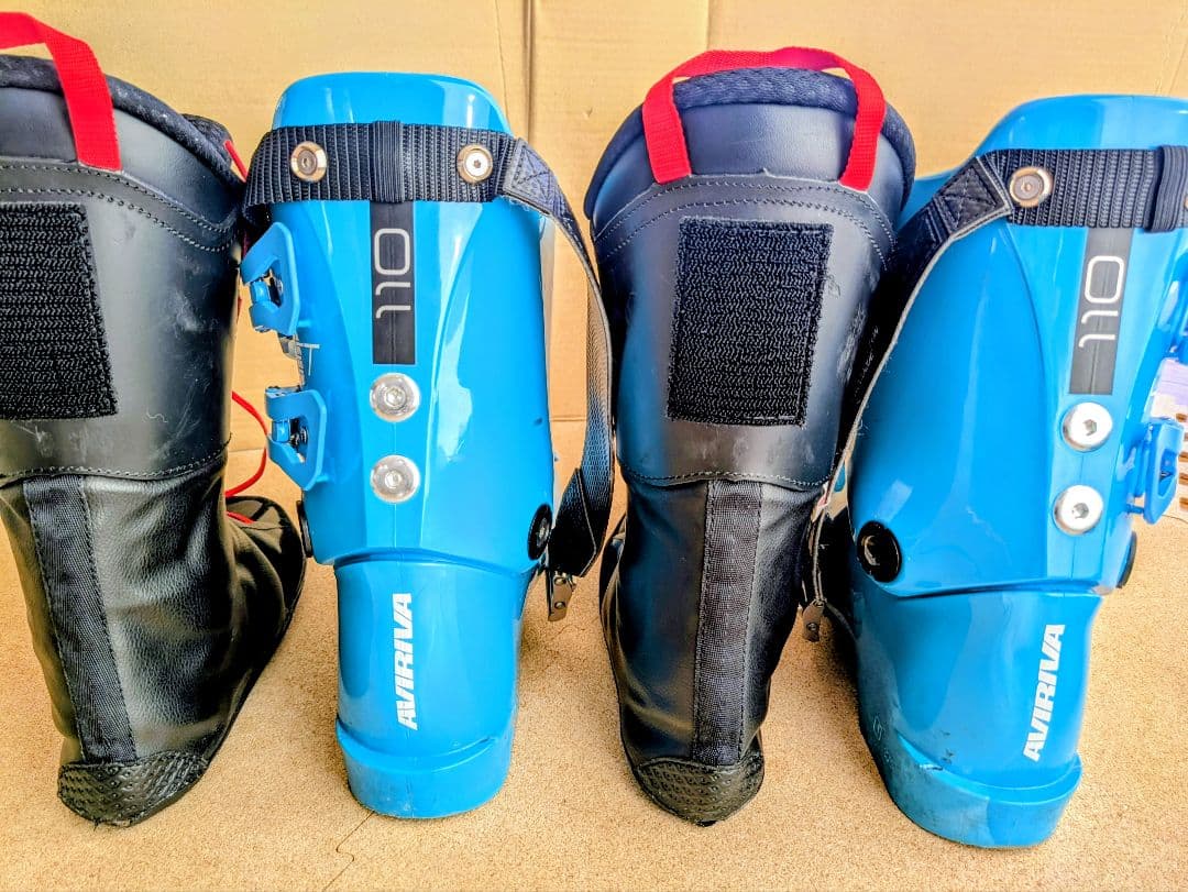 【低頻度使用】AVIRIVA HORNET110 スキーブーツ