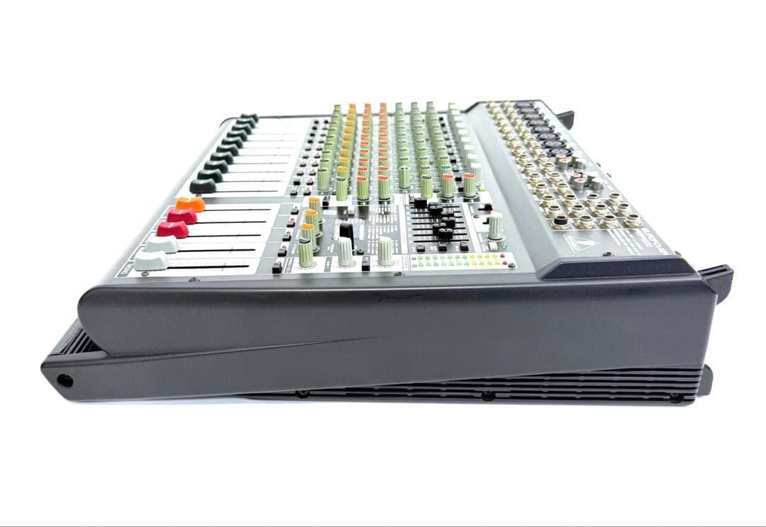 【完動品】BEHRINGER PMP4000 EUROPOWER