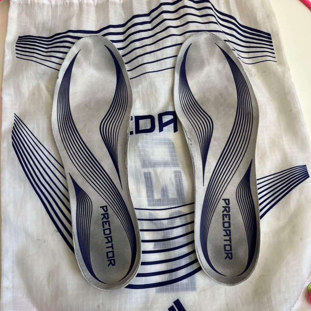 adidas Predator サッカーシューズ ホワイト/ピンク/イエロー