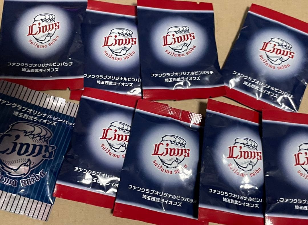 埼玉西武ライオンズ ピンバッジ 21個セット レオ 中村剛也 ピンバッチ