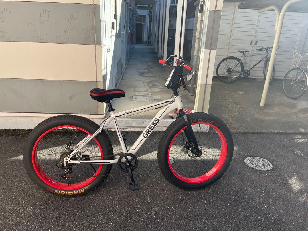 GREESS ファットバイク 直接取引のみ 即購入❌