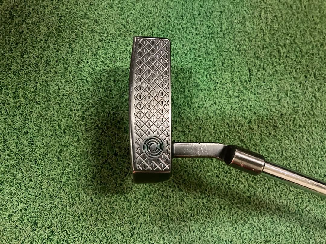 ODYSSEY トゥーロン　ポートランド　パター　34インチ