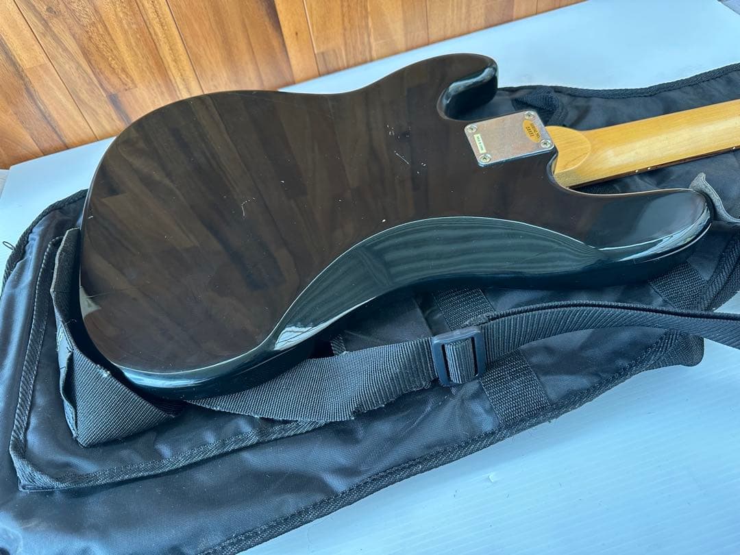 Photogenic エレキベース MADE IN CHINA(a33)