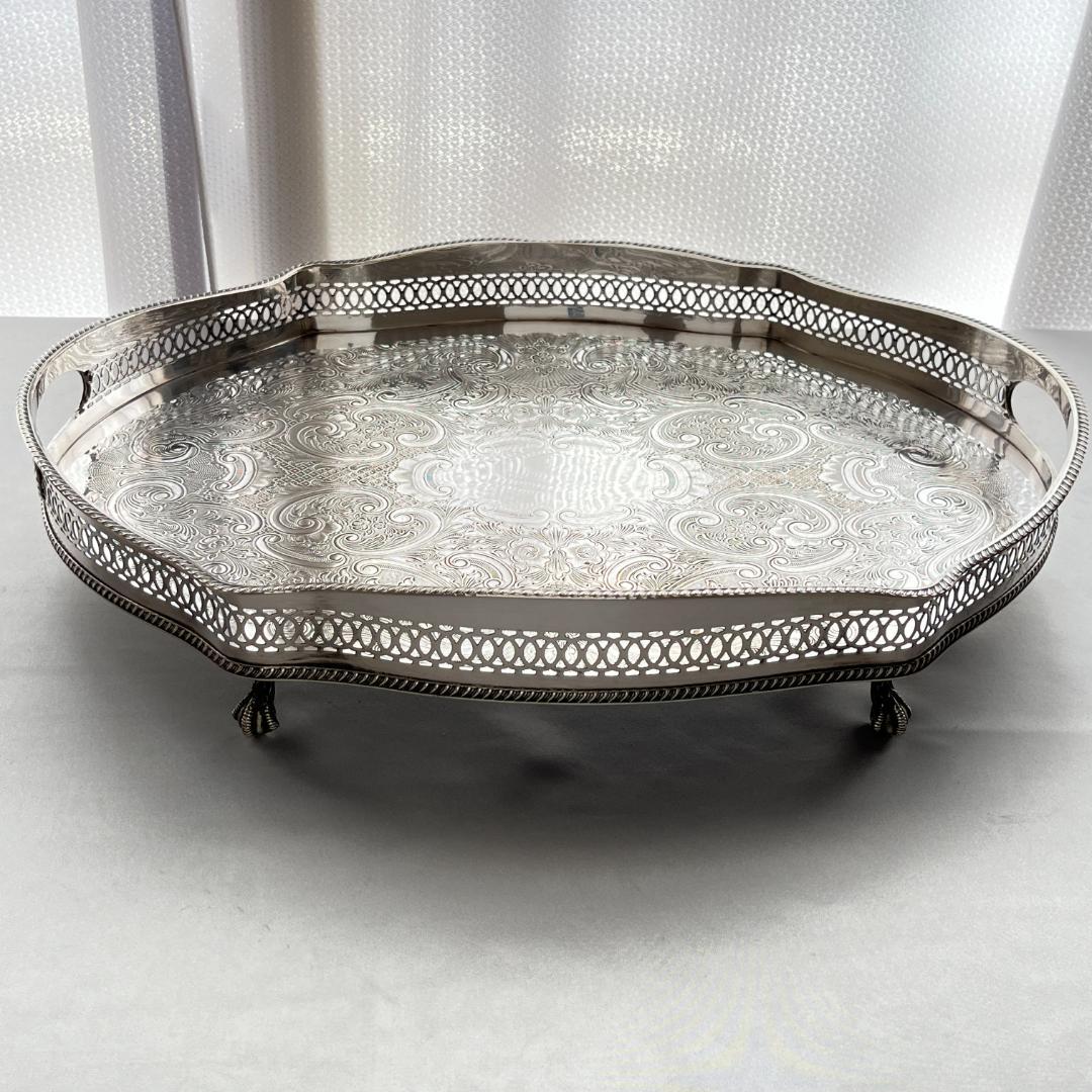 【英国】 ビクトリアンのギャラリートレー 41cm 【シルバープレート】