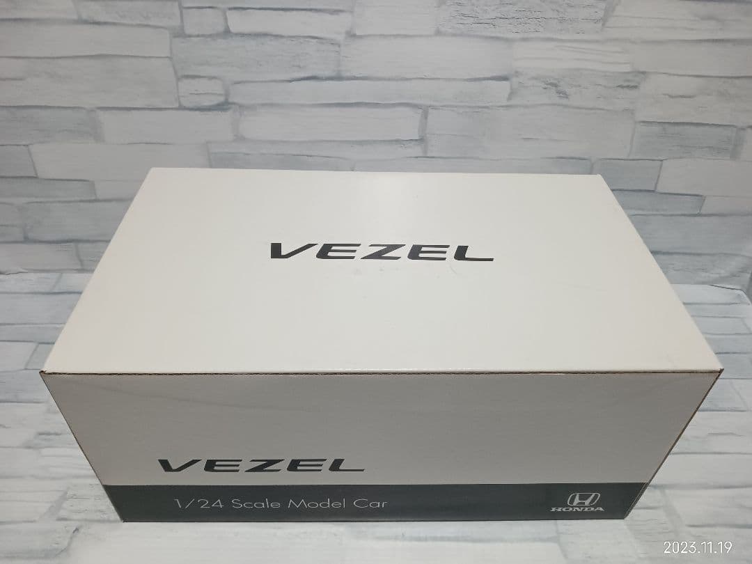 1/24 ホンダ　カラーサンプル　ミニカー　ヴェゼル　クリスタルブラックパール