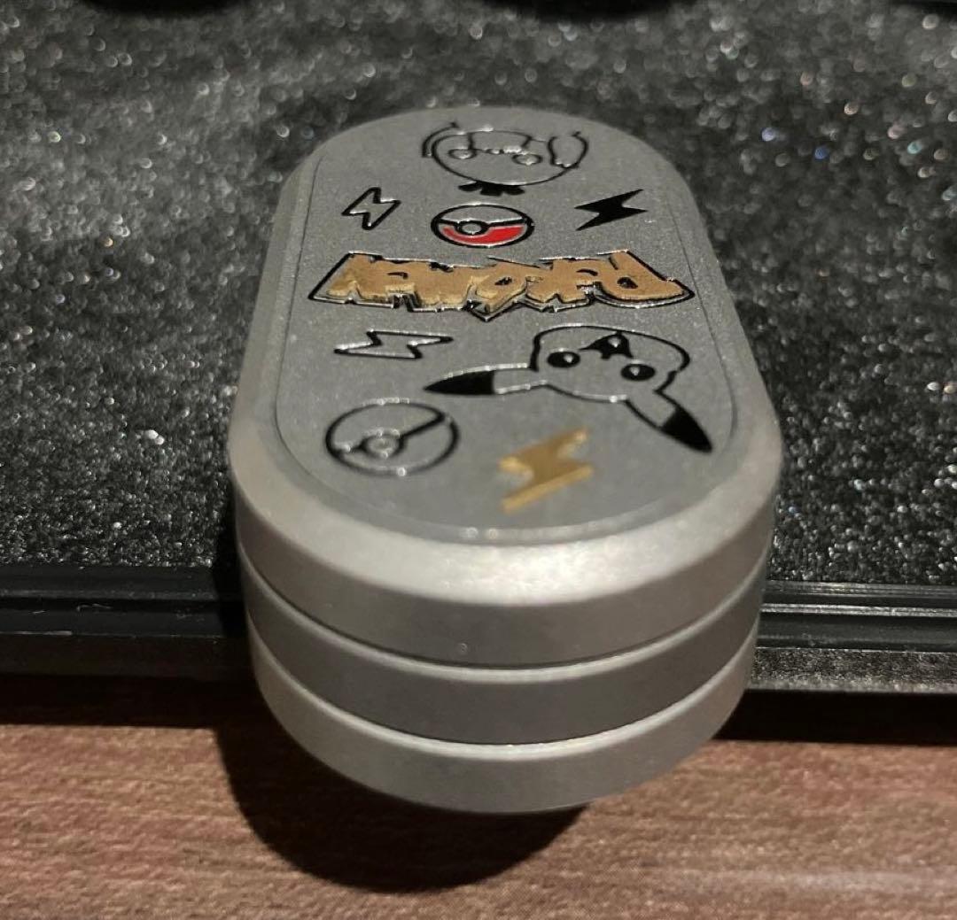 希少品　ステンレス製　音叉内臓　ポケモンフィジェットスライダー　EDC