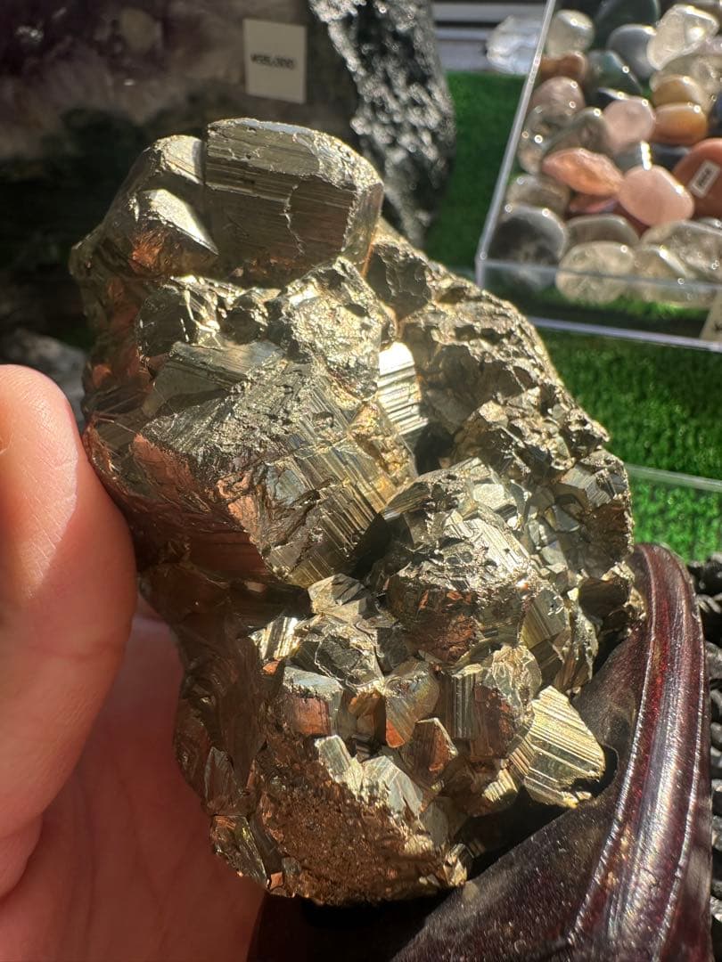 パイライト 原石 台座付き（約876g）