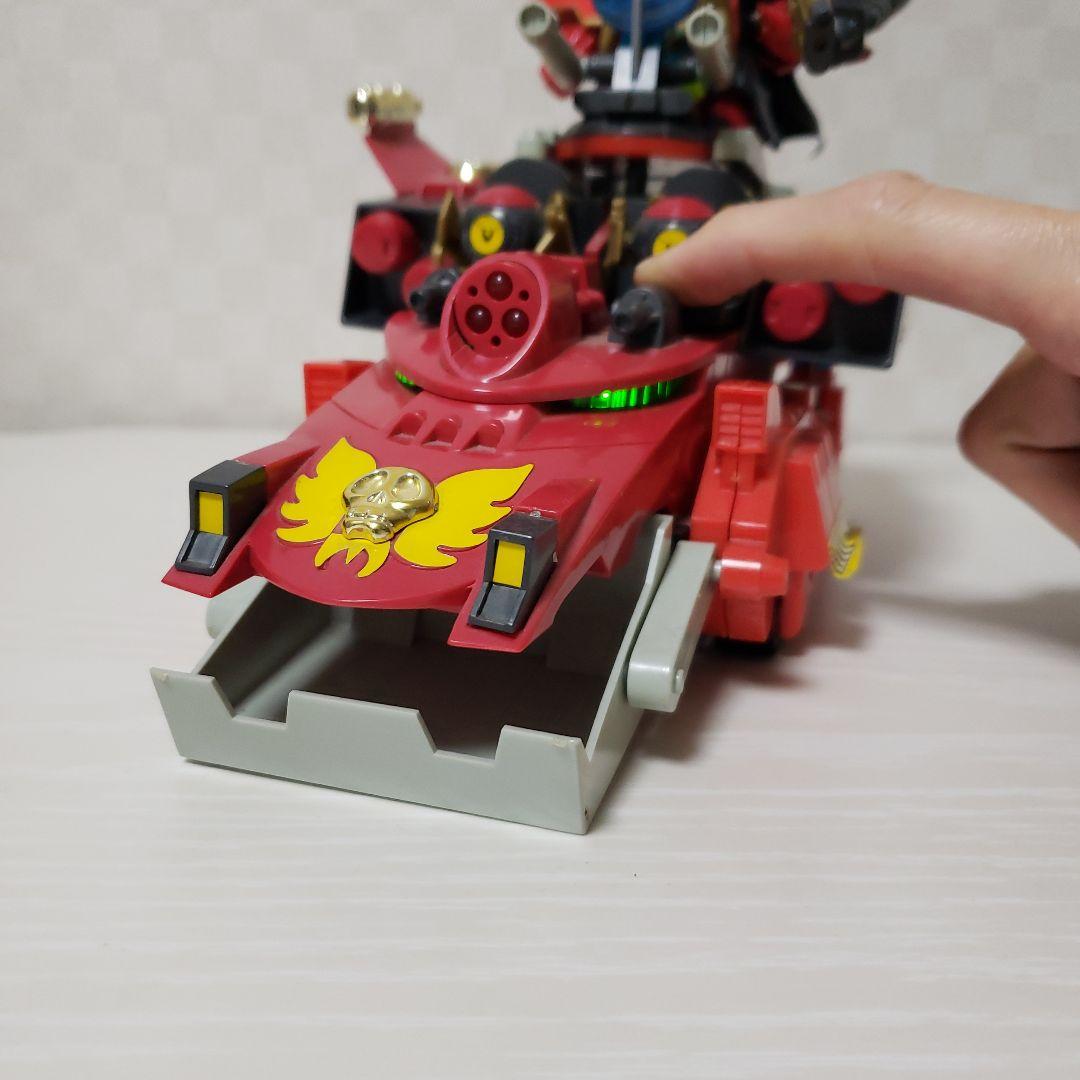 バンダイ元祖SDガンダム　コスモブレイザー　キャプテンレッド　ジャンク品