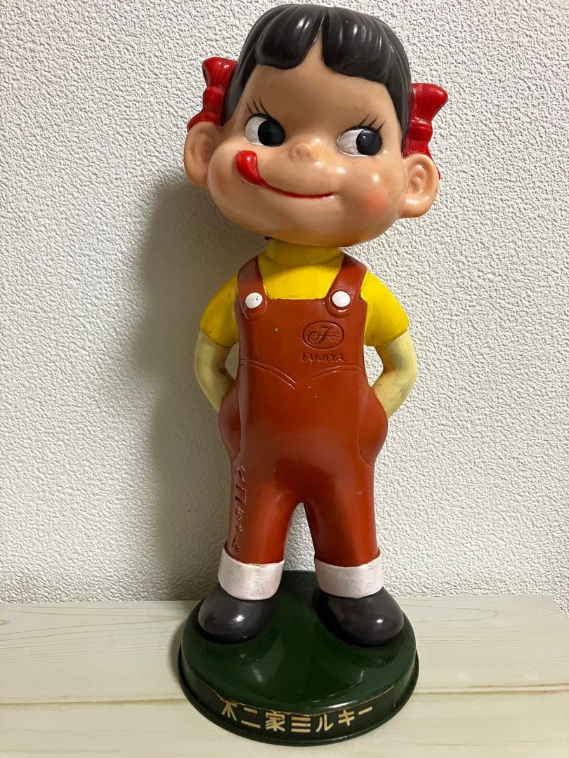 不二家　ペコちゃんブリキ台　ソフビ首振り人形 頭部ネジ２つ　昭和レトロ