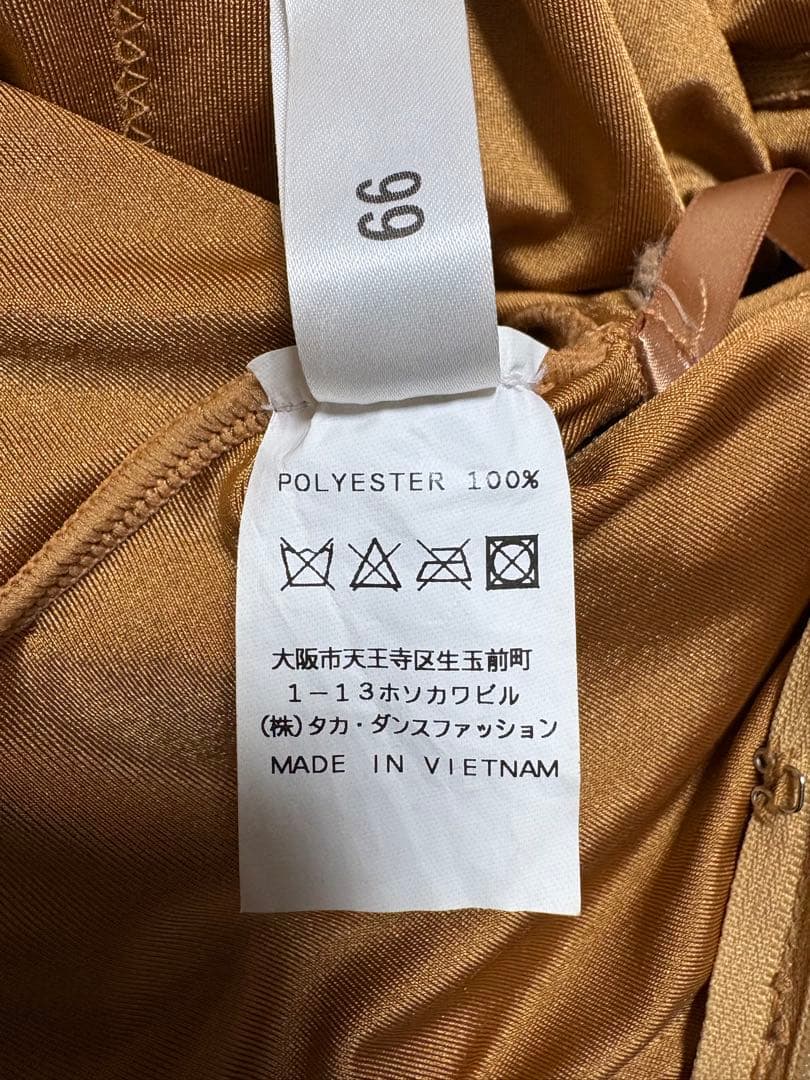 社交ダンス　タカダンスドレス 黒と赤色